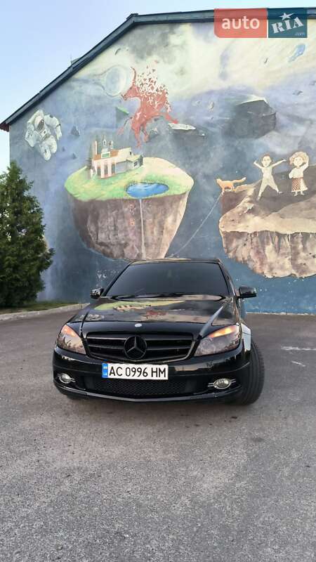 Mercedes-Benz C-Class 2007