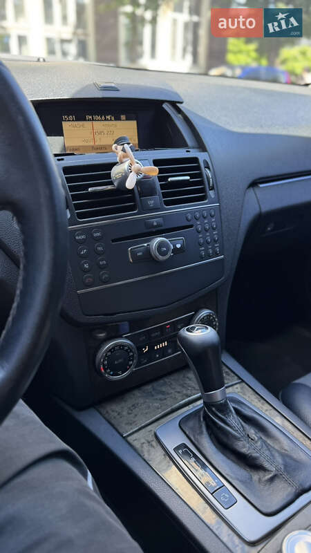 Универсал Mercedes-Benz C-Class 2008 в Черновцах