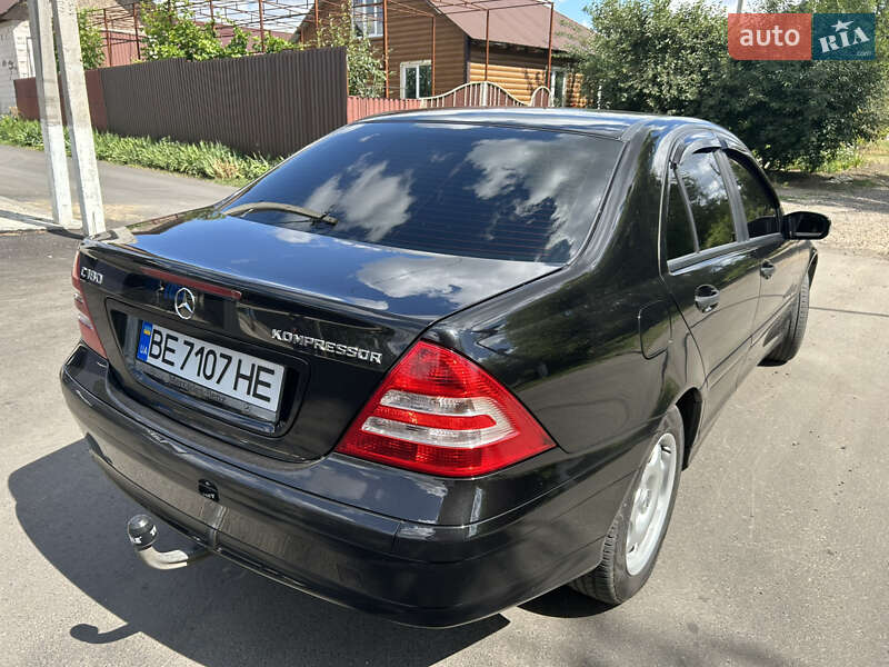 Седан Mercedes-Benz C-Class 2007 в Первомайске