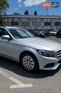 Универсал Mercedes-Benz C-Class 2017 в 