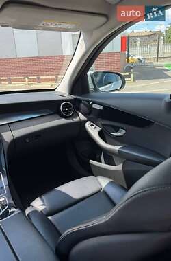 Универсал Mercedes-Benz C-Class 2017 в 
