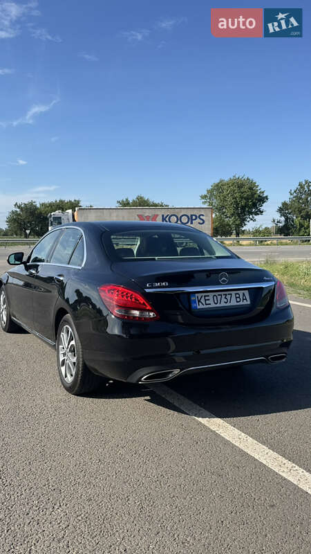 Седан Mercedes-Benz C-Class 2017 в Дніпрі