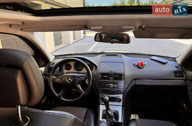 Седан Mercedes-Benz C-Class 2008 в 
