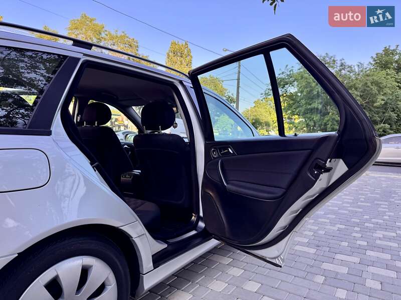 Универсал Mercedes-Benz C-Class 2007 в Одессе