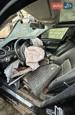 Универсал Mercedes-Benz C-Class 2011 в 