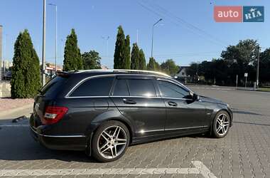 Универсал Mercedes-Benz C-Class 2011 в 