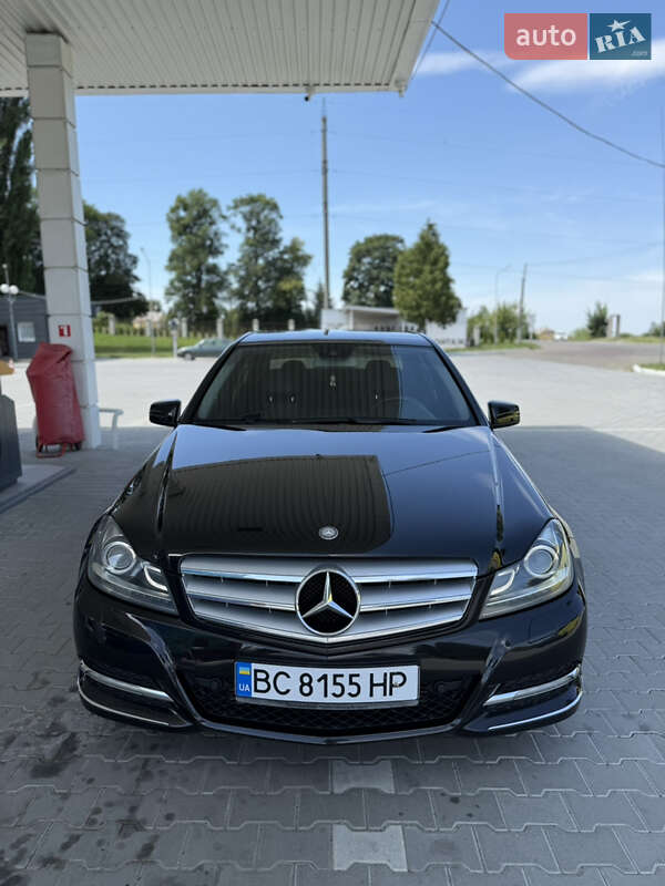 Седан Mercedes-Benz C-Class 2012 в Мостиській