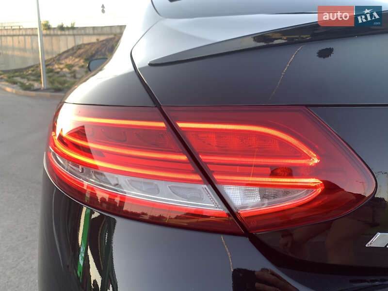 Купе Mercedes-Benz C-Class 2018 в Киеве фото 26 Купе Mercedes-Benz C-Class 2018 в Киеве