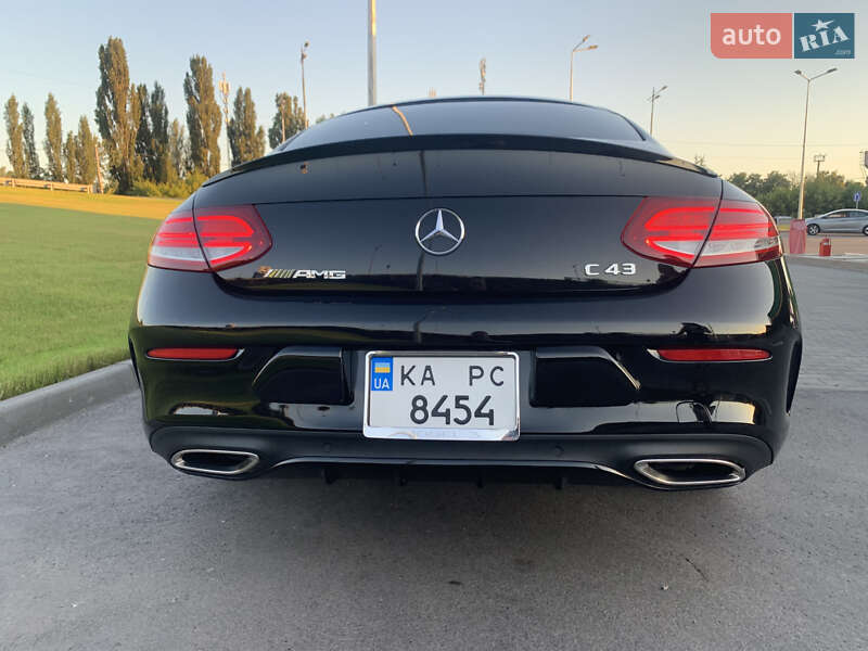 Купе Mercedes-Benz C-Class 2018 в Киеве фото 39 Купе Mercedes-Benz C-Class 2018 в Киеве