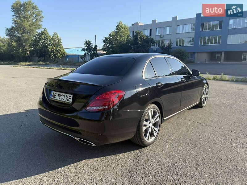 Седан Mercedes-Benz C-Class 2015 в Ивано-Франковске