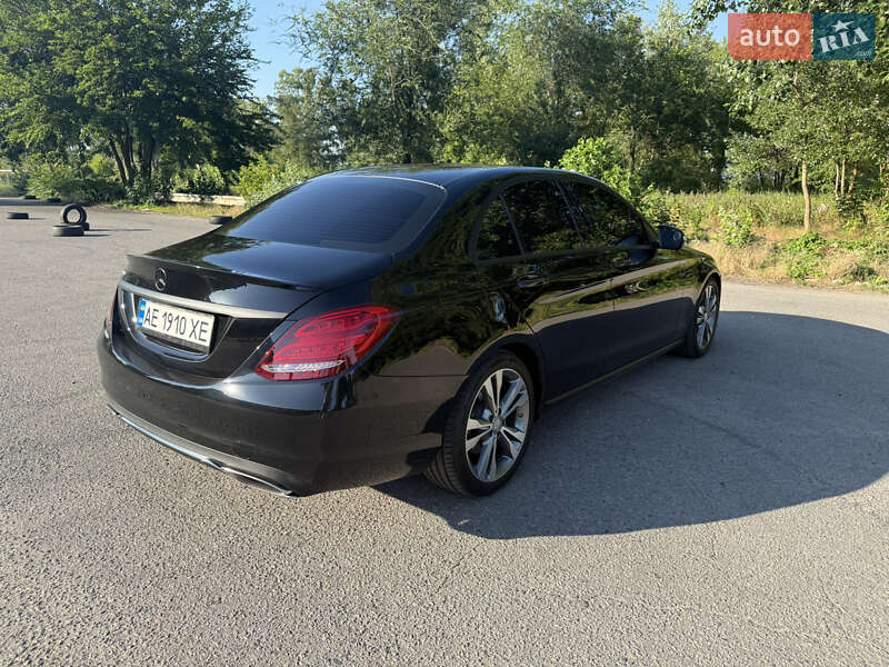 Седан Mercedes-Benz C-Class 2015 в Ивано-Франковске