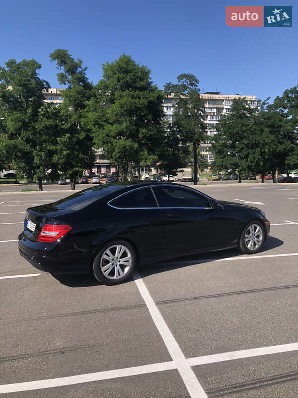 Купе Mercedes-Benz C-Class 2013 в Киеве