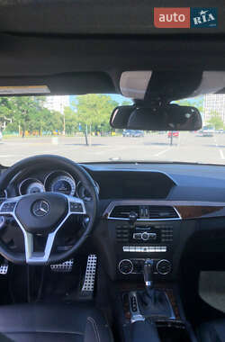 Купе Mercedes-Benz C-Class 2013 в 