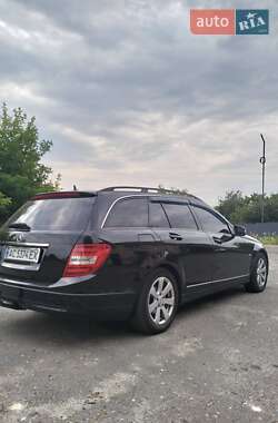 Универсал Mercedes-Benz C-Class 2011 в 