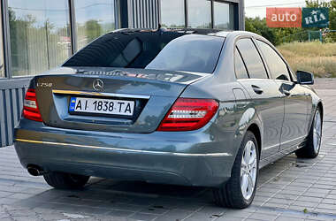 Седан Mercedes-Benz C-Class 2011 в 