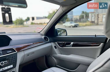 Седан Mercedes-Benz C-Class 2011 в 