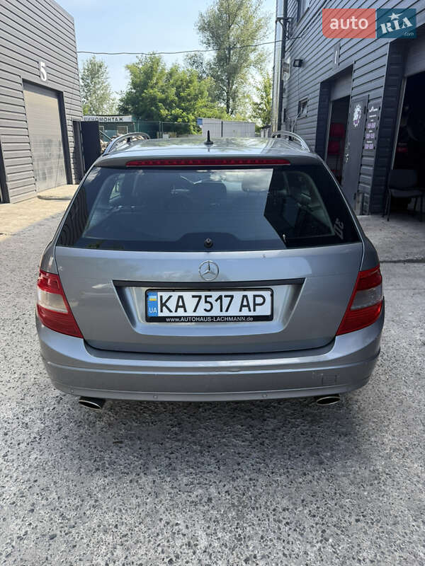 Універсал Mercedes-Benz C-Class 2008 в Києві