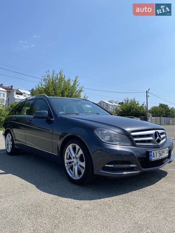 Універсал Mercedes-Benz C-Class 2013 в Києві фото 4 Універсал Mercedes-Benz C-Class 2013 в Києві