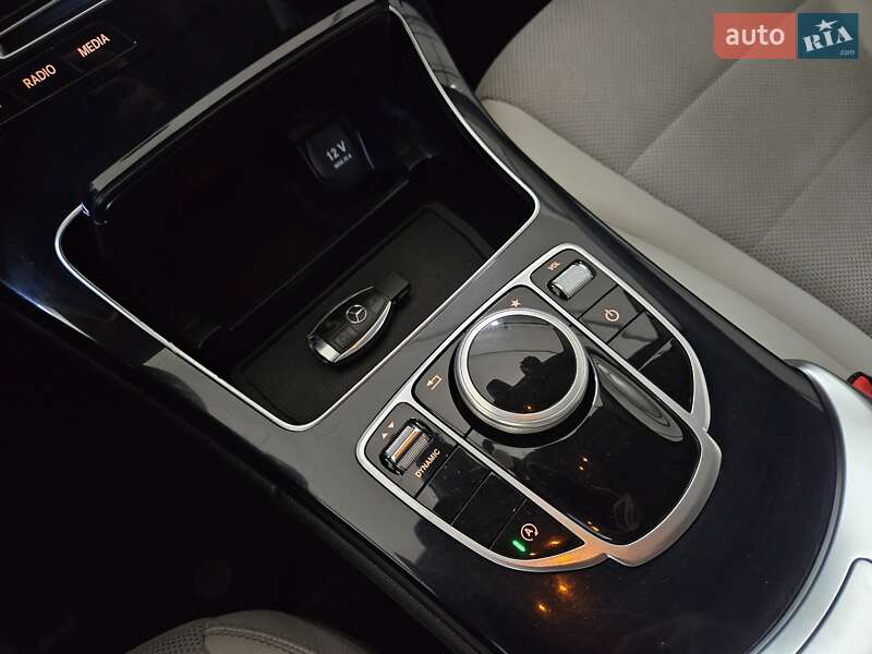 Седан Mercedes-Benz C-Class 2018 в Києві