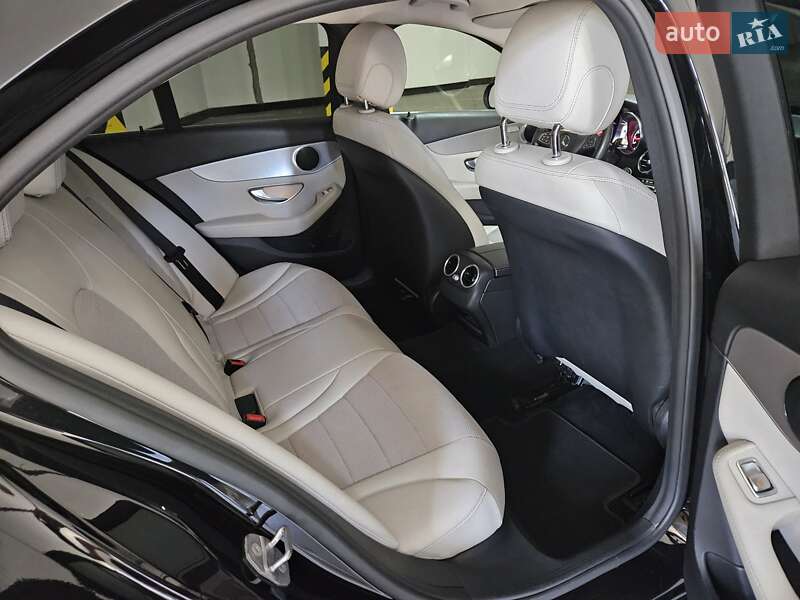 Седан Mercedes-Benz C-Class 2018 в Києві