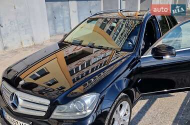 Универсал Mercedes-Benz C-Class 2012 в 