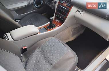 Універсал Mercedes-Benz C-Class 2003 в 