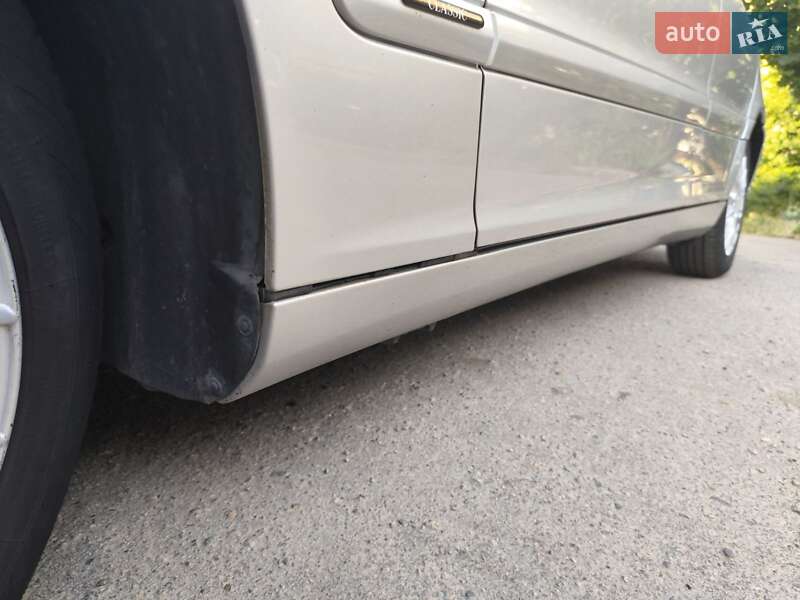 Універсал Mercedes-Benz C-Class 2003 в Кропивницькому