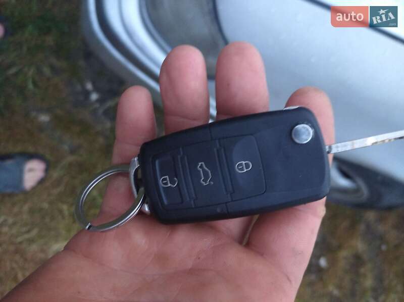 Седан Mercedes-Benz C-Class 1994 в Волочиске