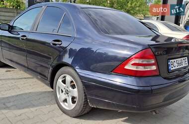 Седан Mercedes-Benz C-Class 2003 в 