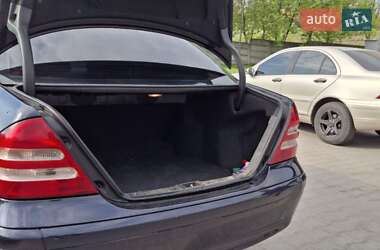 Седан Mercedes-Benz C-Class 2003 в 