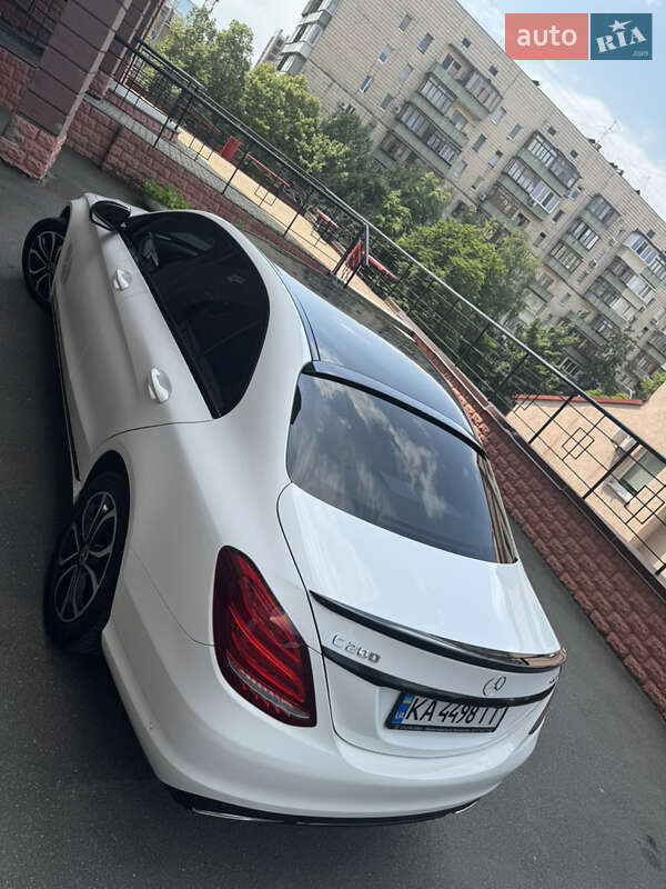 Седан Mercedes-Benz C-Class 2017 в Києві