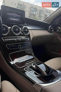 Седан Mercedes-Benz C-Class 2017 в 