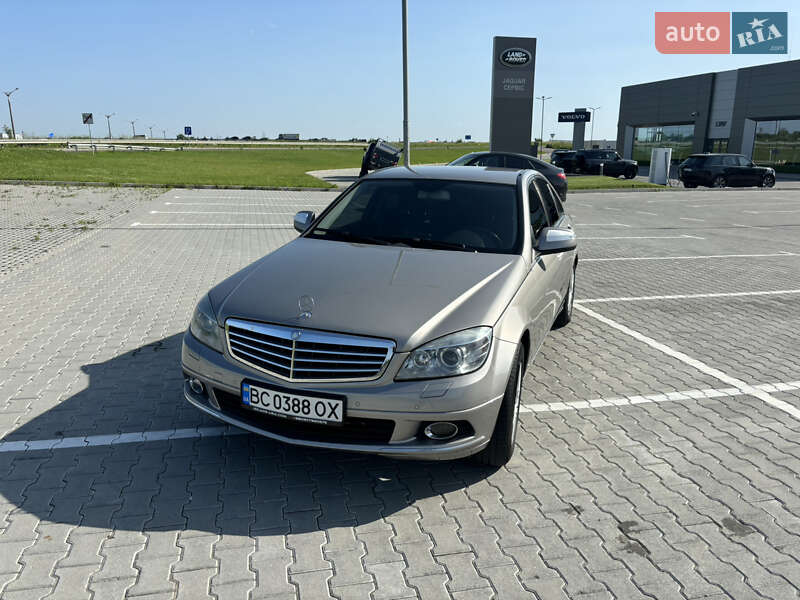 Mercedes-Benz C-Class 2009