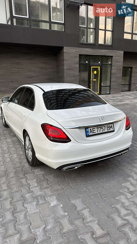 Седан Mercedes-Benz C-Class 2018 в Киеве