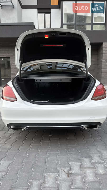 Седан Mercedes-Benz C-Class 2018 в Киеве