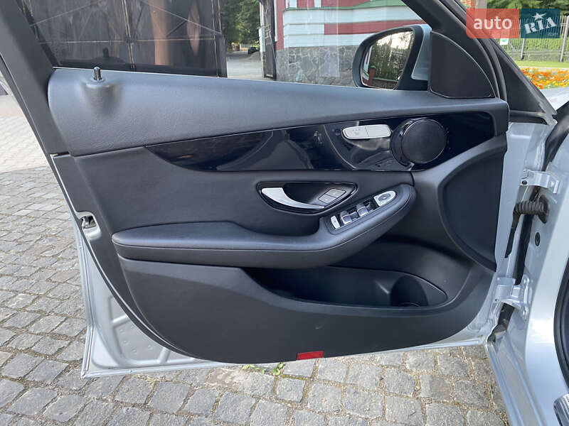 Універсал Mercedes-Benz C-Class 2015 в Києві