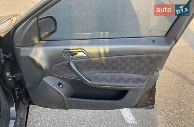 Универсал Mercedes-Benz C-Class 2001 в 