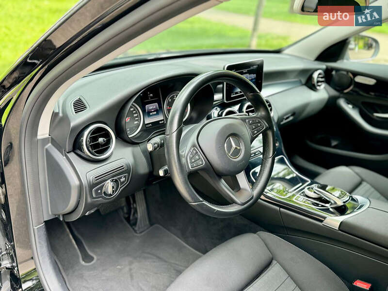 Седан Mercedes-Benz C-Class 2015 в Києві