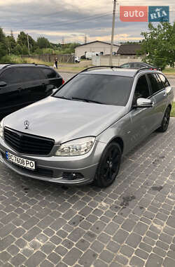 Універсал Mercedes-Benz C-Class 2010 в Трускавці