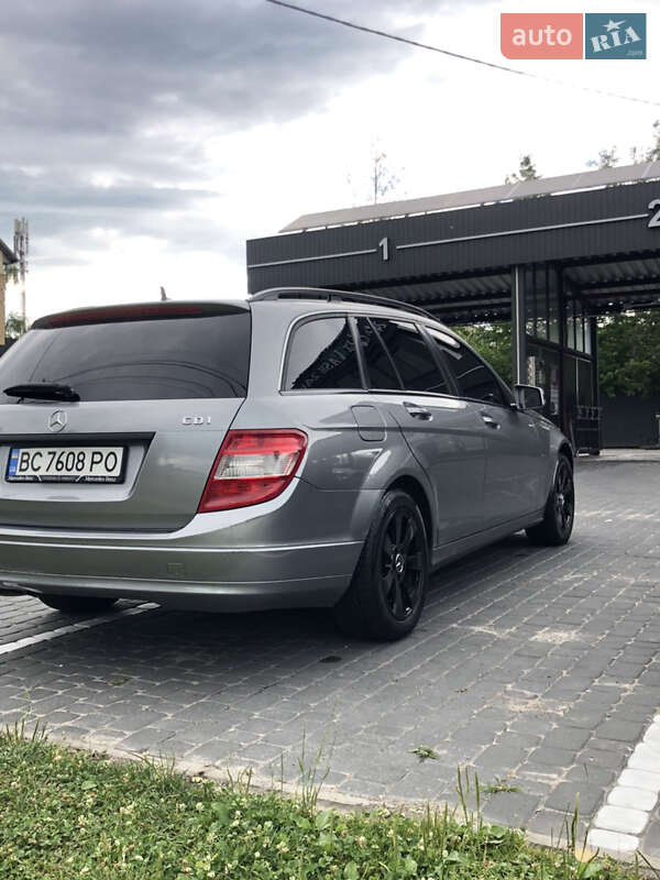Универсал Mercedes-Benz C-Class 2010 в Трускавце