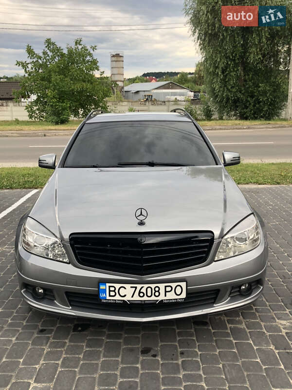 Универсал Mercedes-Benz C-Class 2010 в Трускавце