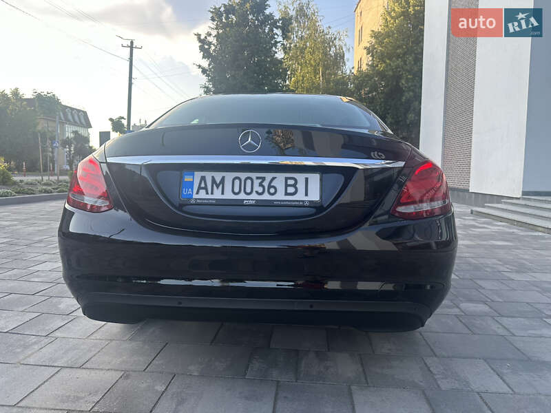 Седан Mercedes-Benz C-Class 2015 в Києві фото 21 Седан Mercedes-Benz C-Class 2015 в Києві