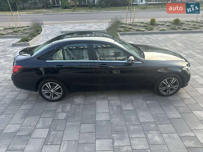 Седан Mercedes-Benz C-Class 2015 в Києві фото 20 Седан Mercedes-Benz C-Class 2015 в Києві
