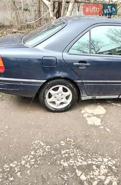 Седан Mercedes-Benz C-Class 1994 в 