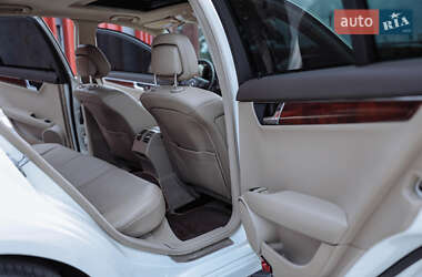Седан Mercedes-Benz C-Class 2010 в 