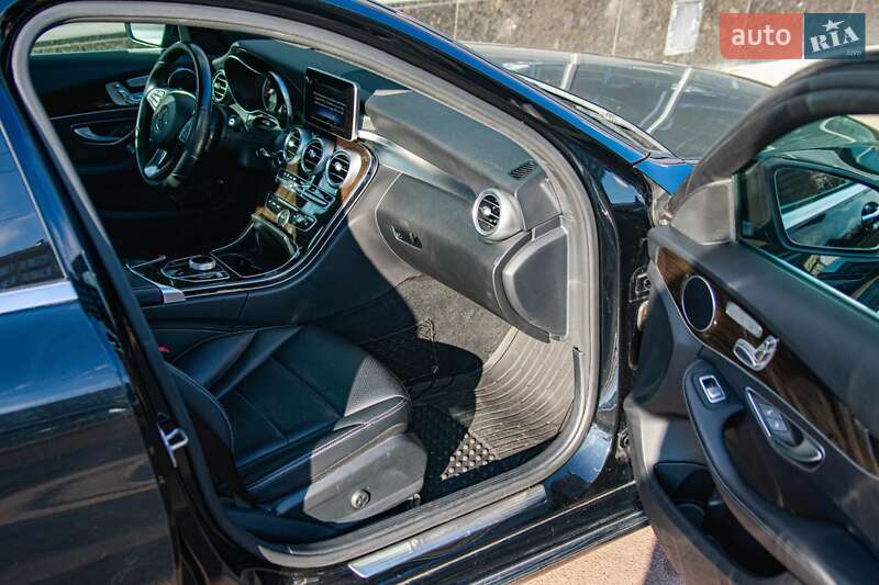 Седан Mercedes-Benz C-Class 2018 в Києві