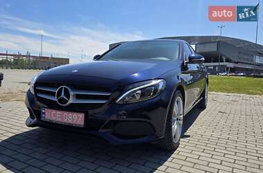 Седан Mercedes-Benz C-Class 2015 в Львове