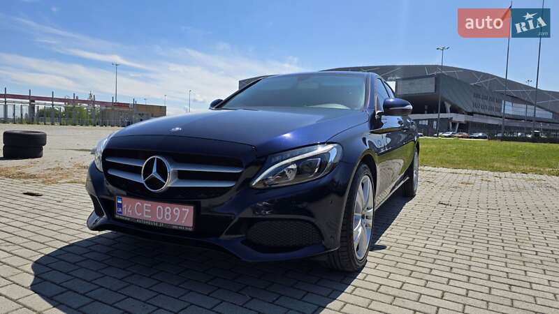 Седан Mercedes-Benz C-Class 2015 в Львові