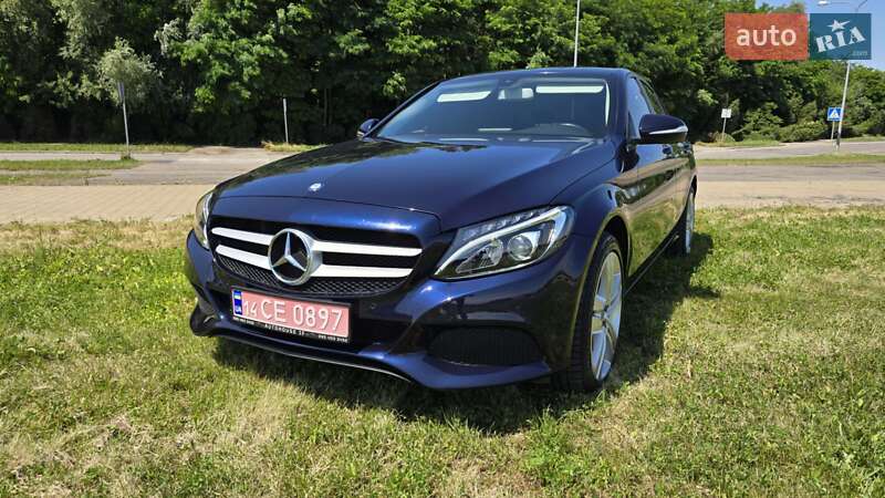 Седан Mercedes-Benz C-Class 2015 в Львові