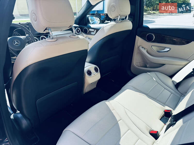 Седан Mercedes-Benz C-Class 2016 в Киеве фото 17 Седан Mercedes-Benz C-Class 2016 в Киеве